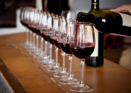 В Батуми есть возможность продегустировать вкусное и качественное вино недалеко от отеля Rock Hotel First Line